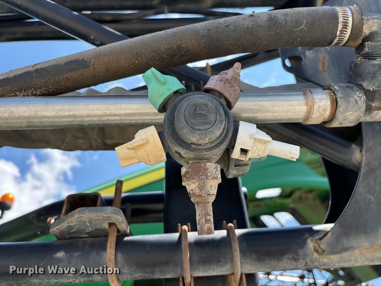 image for item FG0586 2012 John Deere 4940 sprayer