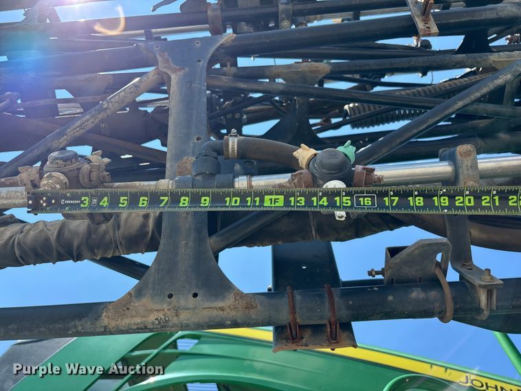image for item FG0586 2012 John Deere 4940 sprayer