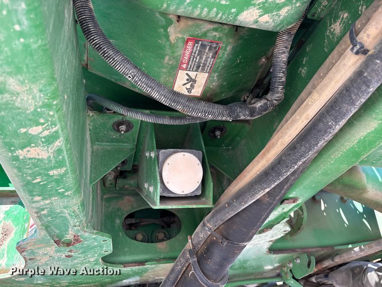 image for item FG0586 2012 John Deere 4940 sprayer