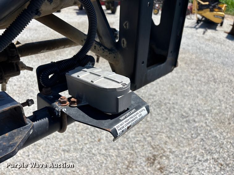 image for item FG0586 2012 John Deere 4940 sprayer