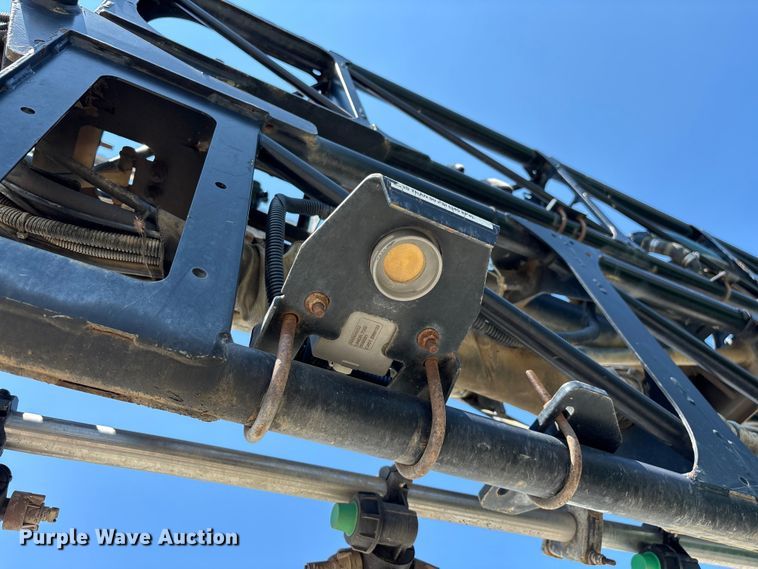 image for item FG0586 2012 John Deere 4940 sprayer