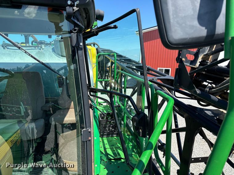 image for item FG0586 2012 John Deere 4940 sprayer