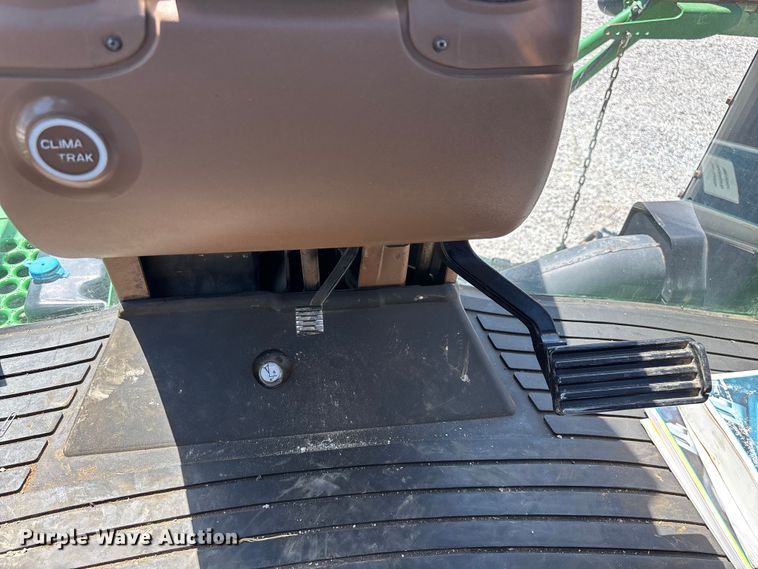 image for item FG0586 2012 John Deere 4940 sprayer
