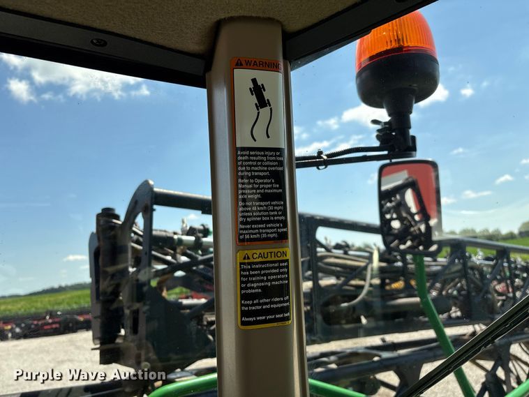 image for item FG0586 2012 John Deere 4940 sprayer