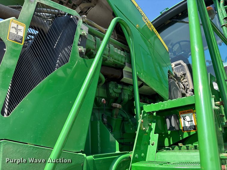 image for item FG0586 2012 John Deere 4940 sprayer
