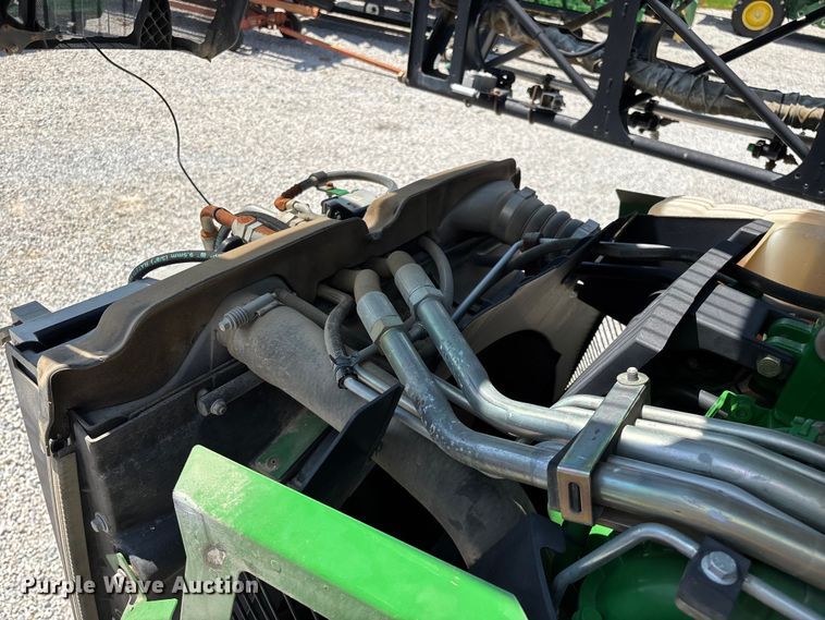 image for item FG0586 2012 John Deere 4940 sprayer