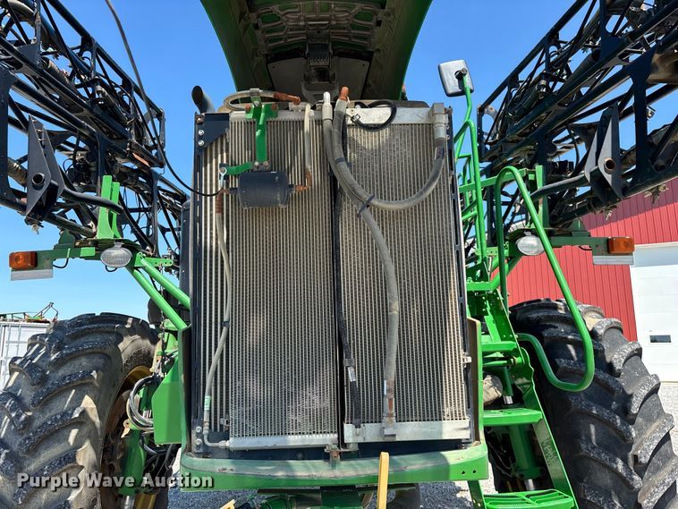 image for item FG0586 2012 John Deere 4940 sprayer