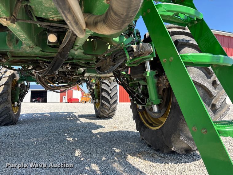 image for item FG0586 2012 John Deere 4940 sprayer