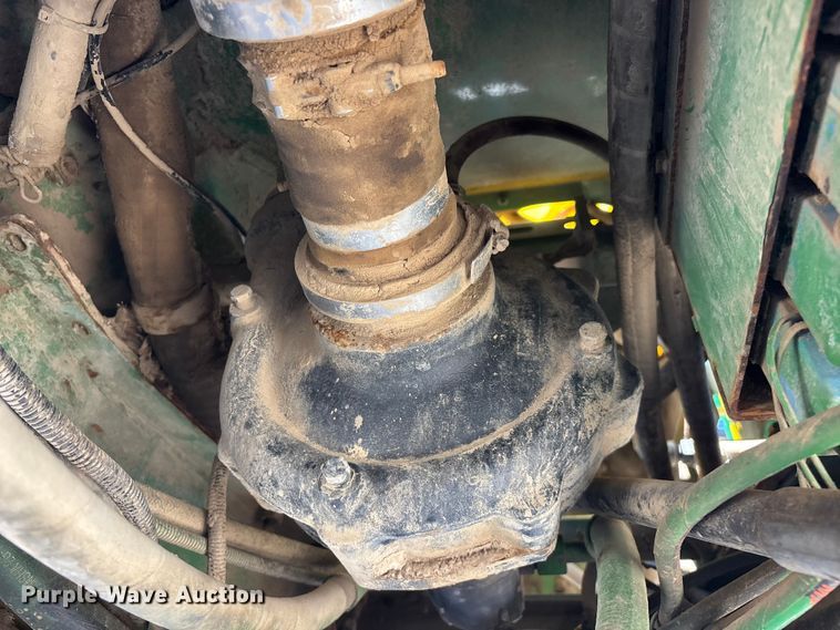 image for item FG0586 2012 John Deere 4940 sprayer