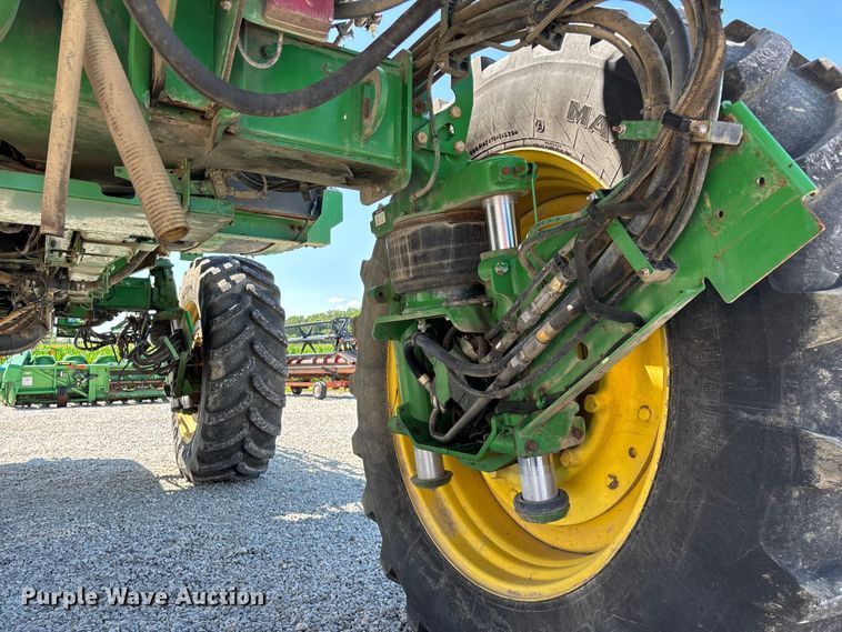 image for item FG0586 2012 John Deere 4940 sprayer