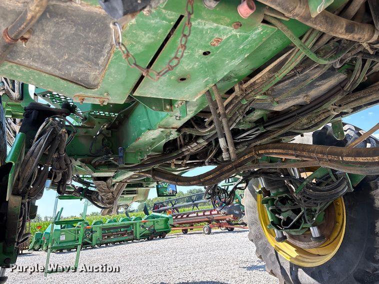 image for item FG0586 2012 John Deere 4940 sprayer