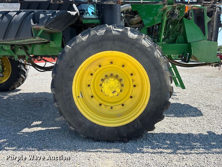 image for item FG0586 2012 John Deere 4940 sprayer