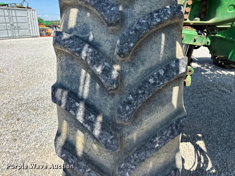 image for item FG0586 2012 John Deere 4940 sprayer