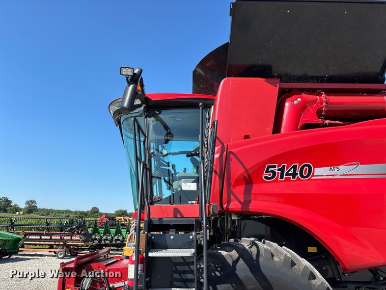 image for item FG0588 2014 Case IH 5140 Axial-Flow AFS combine