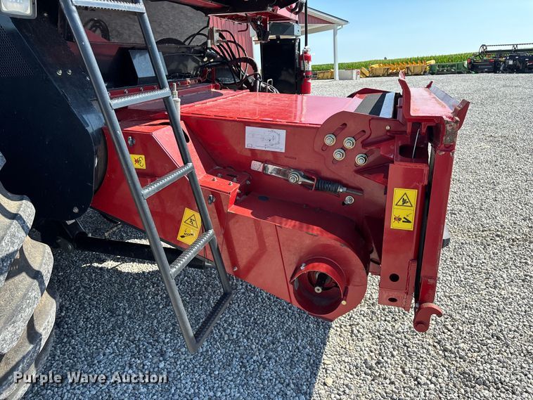 image for item FG0588 2014 Case IH 5140 Axial-Flow AFS combine