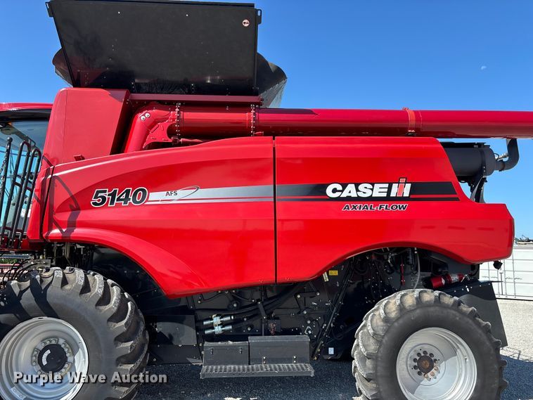 image for item FG0588 2014 Case IH 5140 Axial-Flow AFS combine