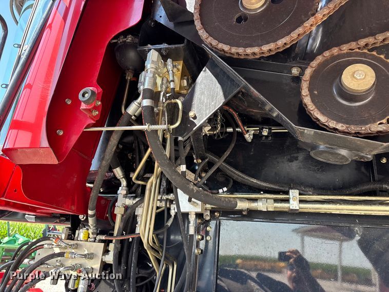 image for item FG0588 2014 Case IH 5140 Axial-Flow AFS combine