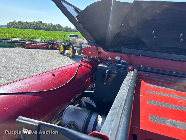 image for item FG0588 2014 Case IH 5140 Axial-Flow AFS combine