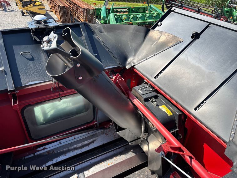 image for item FG0588 2014 Case IH 5140 Axial-Flow AFS combine