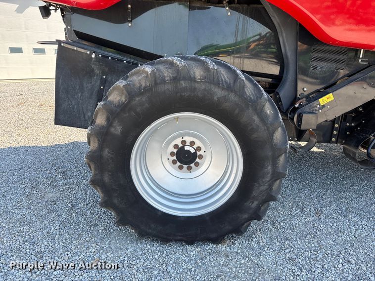 image for item FG0588 2014 Case IH 5140 Axial-Flow AFS combine