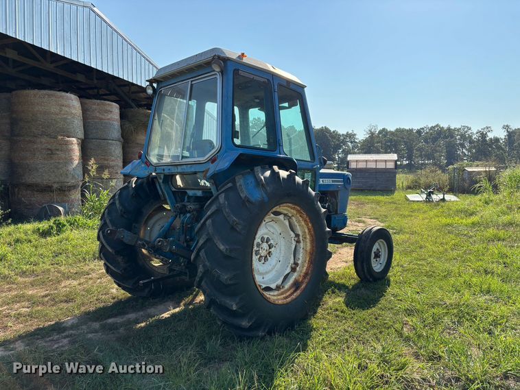 image for item FG0594 1976 Ford 6600 tractor
