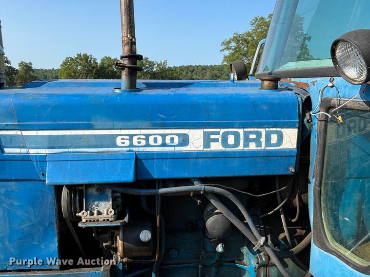 image for item FG0594 1976 Ford 6600 tractor