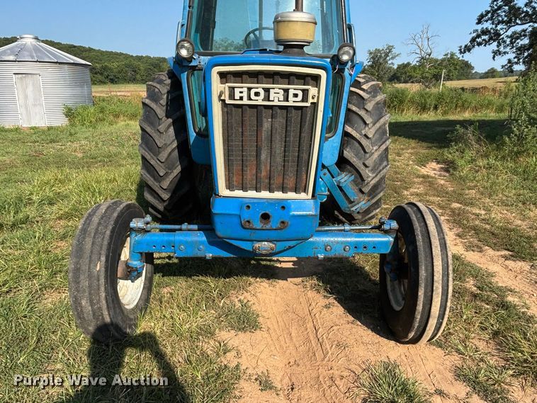 image for item FG0594 1976 Ford 6600 tractor