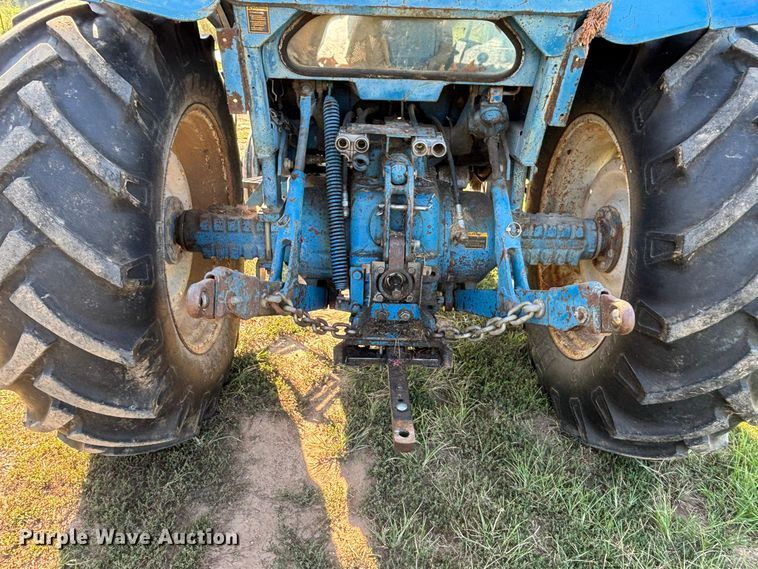 image for item FG0594 1976 Ford 6600 tractor