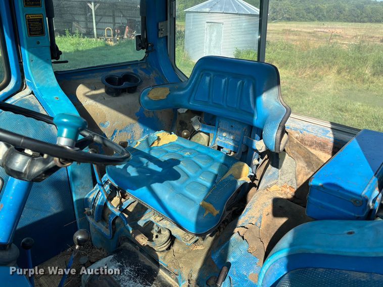 image for item FG0594 1976 Ford 6600 tractor
