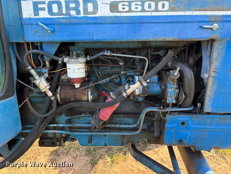 image for item FG0594 1976 Ford 6600 tractor