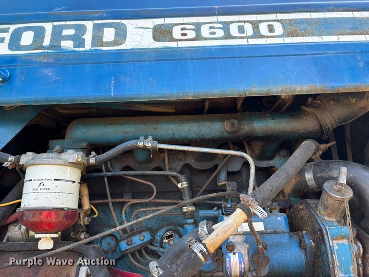 image for item FG0594 1976 Ford 6600 tractor