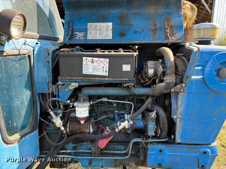 image for item FG0594 1976 Ford 6600 tractor