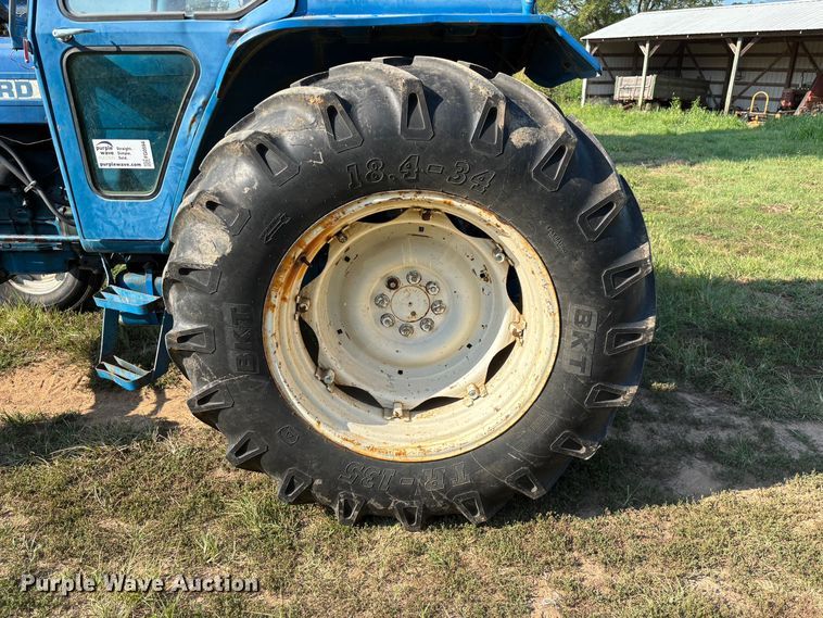 image for item FG0594 1976 Ford 6600 tractor