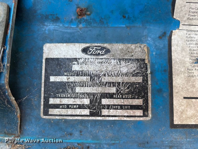 image for item FG0594 1976 Ford 6600 tractor