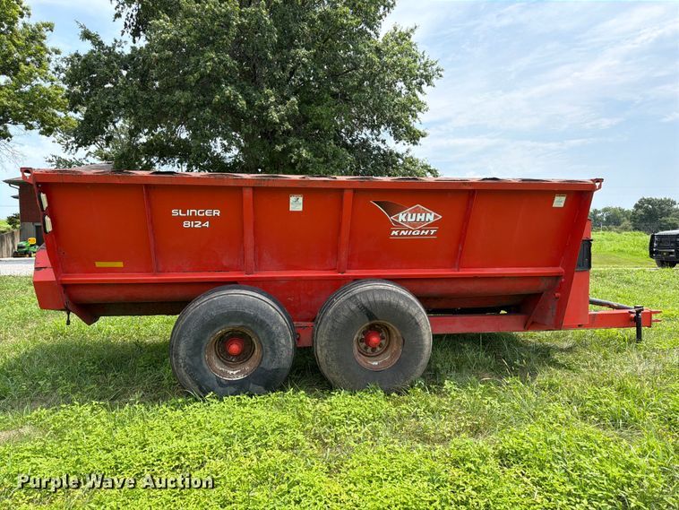 image for item FK3311 Kuhn Knight 8124 manure spreader