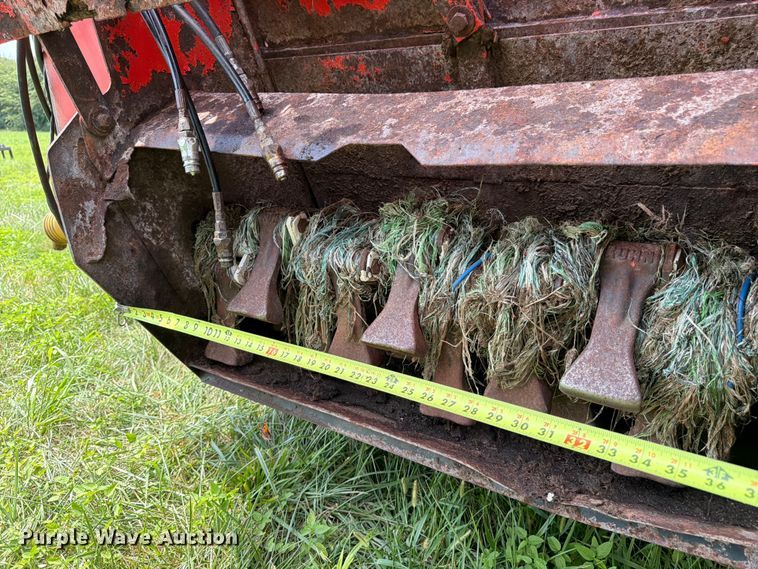 image for item FK3311 Kuhn Knight 8124 manure spreader