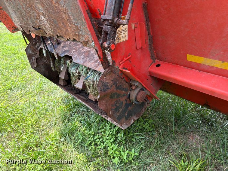 image for item FK3311 Kuhn Knight 8124 manure spreader