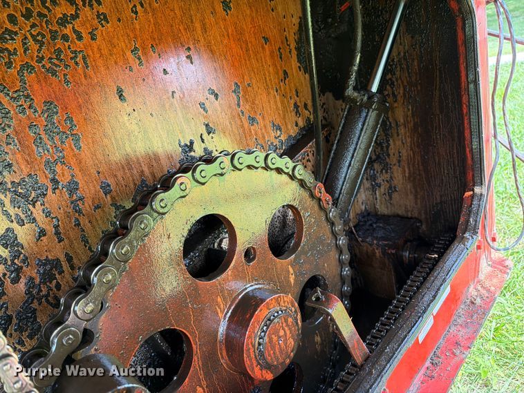 image for item FK3311 Kuhn Knight 8124 manure spreader