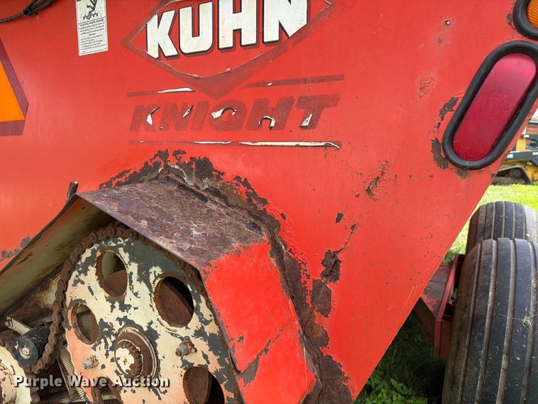 image for item FK3311 Kuhn Knight 8124 manure spreader