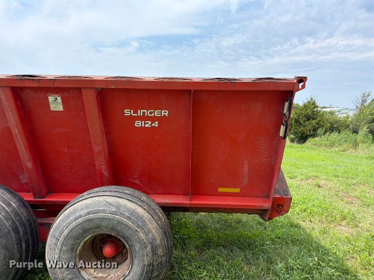 image for item FK3311 Kuhn Knight 8124 manure spreader