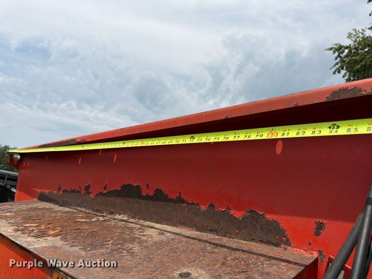 image for item FK3311 Kuhn Knight 8124 manure spreader