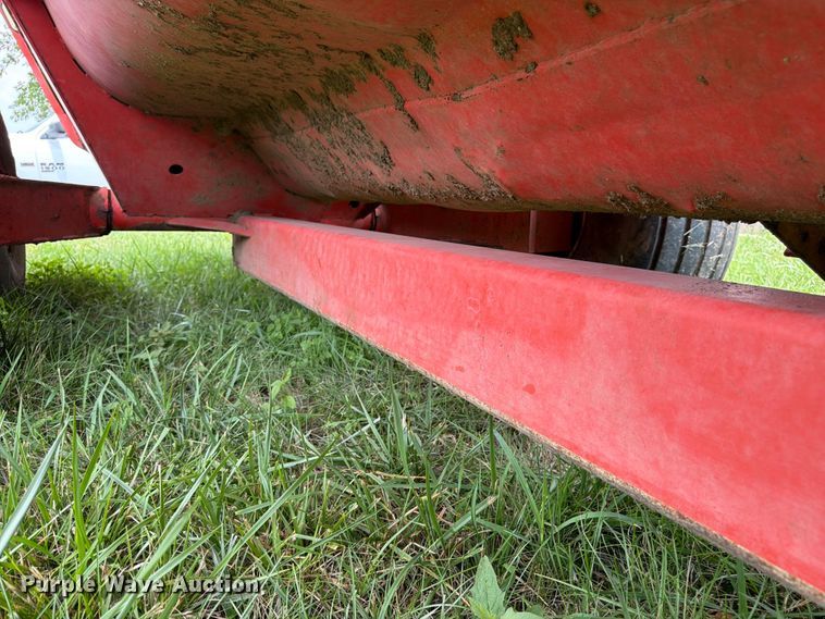 image for item FK3311 Kuhn Knight 8124 manure spreader