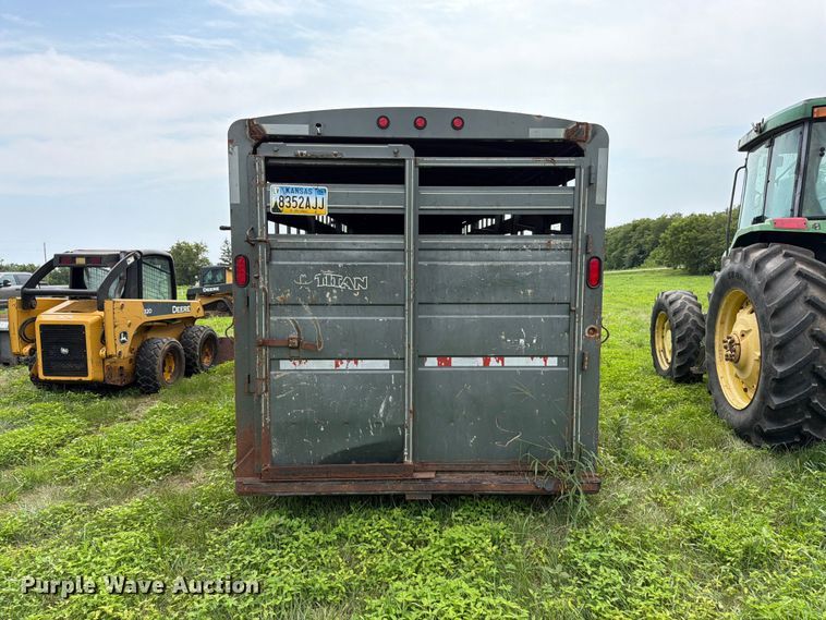 image for item FK3314 2008 Titan 1R7715 livestock trailer