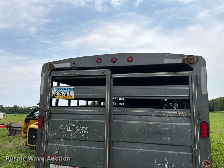image for item FK3314 2008 Titan 1R7715 livestock trailer