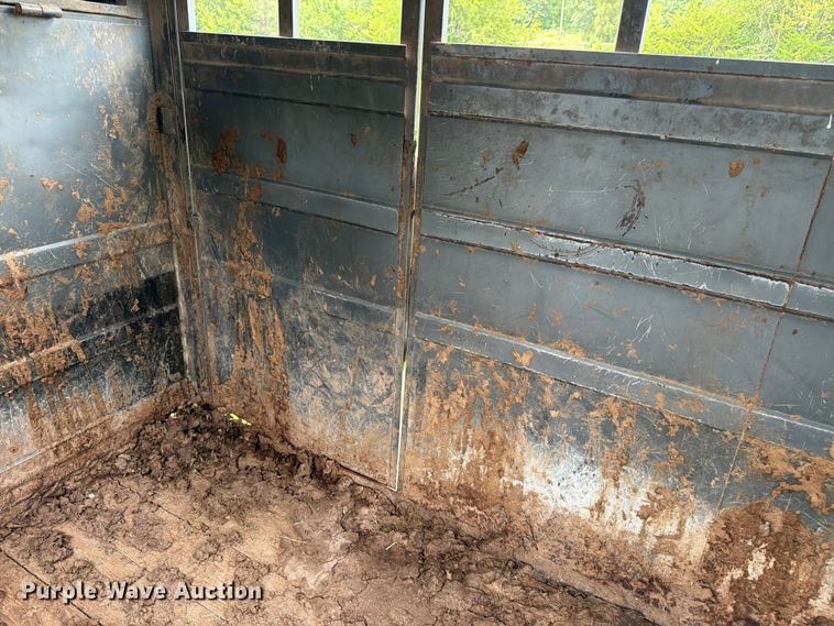 image for item FK3314 2008 Titan 1R7715 livestock trailer