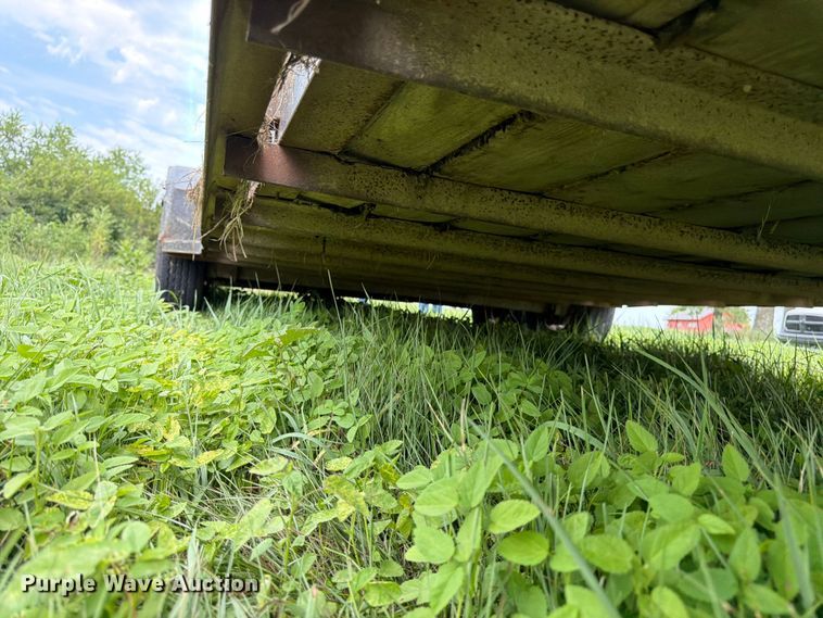 image for item FK3314 2008 Titan 1R7715 livestock trailer