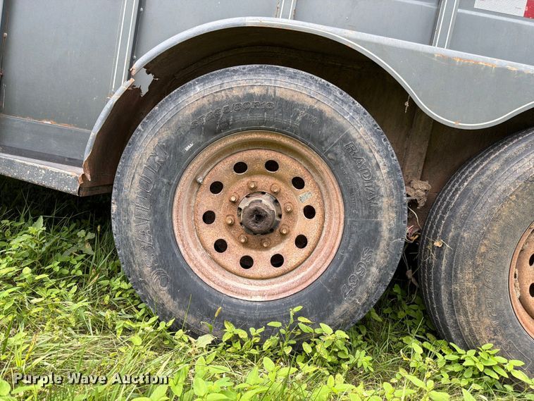 image for item FK3314 2008 Titan 1R7715 livestock trailer