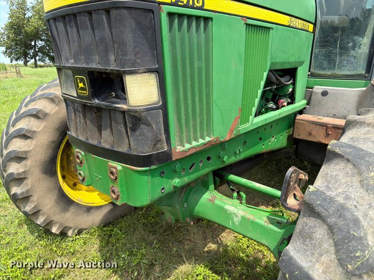 image for item FK3315 1998 John Deere 7410 MFWD tractor