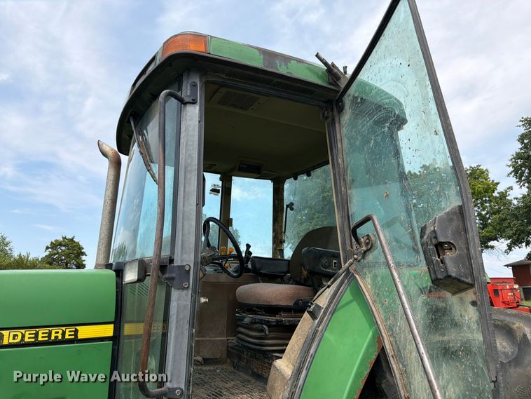 image for item FK3315 1998 John Deere 7410 MFWD tractor