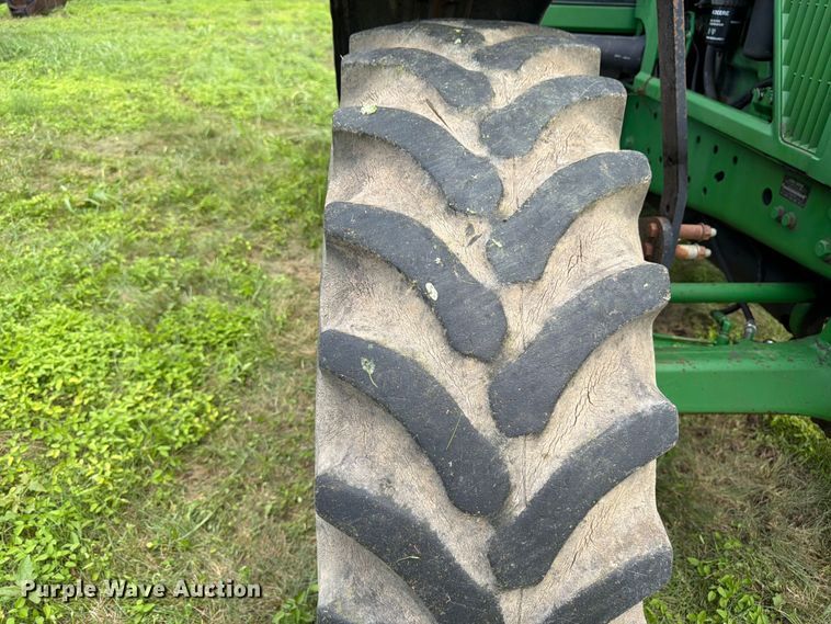 image for item FK3315 1998 John Deere 7410 MFWD tractor